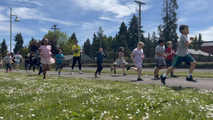 The Daily Mile: MILESTONE SMASHED AS 1 MILLION CHILDREN TAKE PART IN ‘THE DAILY MILE’ IN THE U.S.