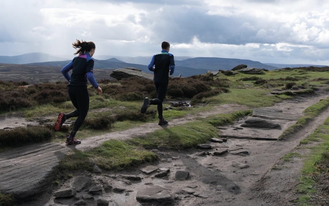 Ronhill collaborate with GORE-TEX™ to offer two windproof apparel products