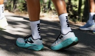 Versus Socks: High-Performance Socks For All